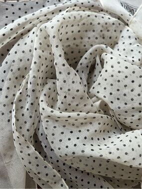 Forenza Cream Scarf with Black Polka Dots 11“ x 52“ Italian